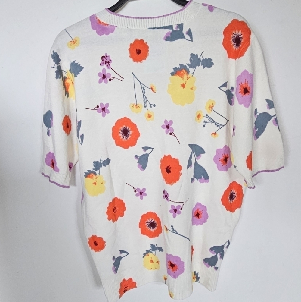 NEW! LOFT Short Sleeve Floral Cotton Knit Sweatee Top Blouse Medium. - Picture 5 of 8